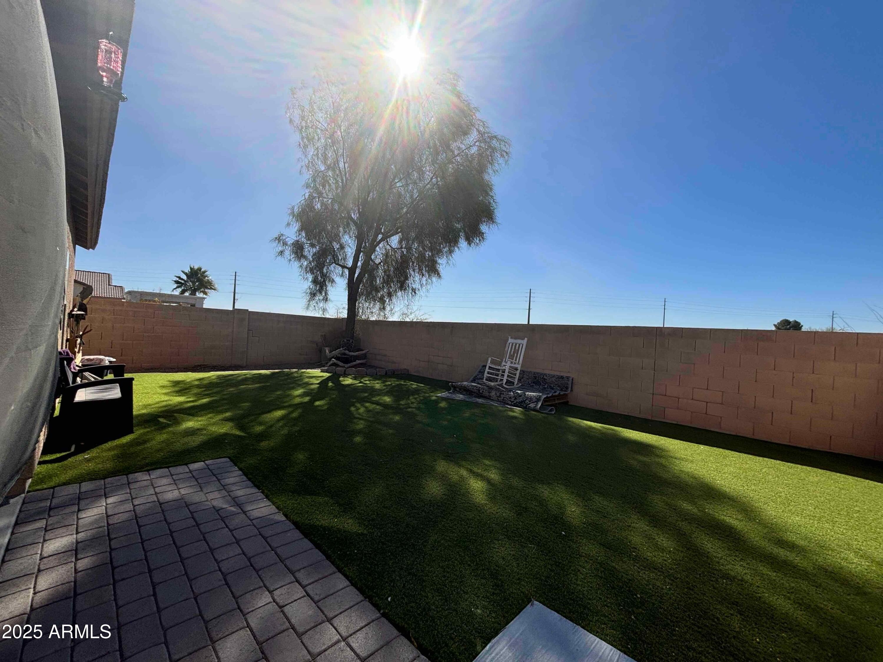 28048 N QUARTZ Drive