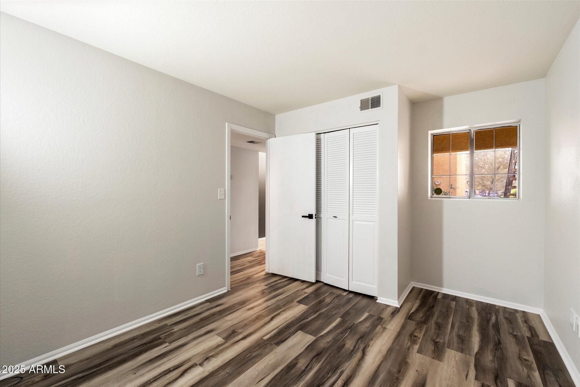 8344 N 21ST Drive # I105