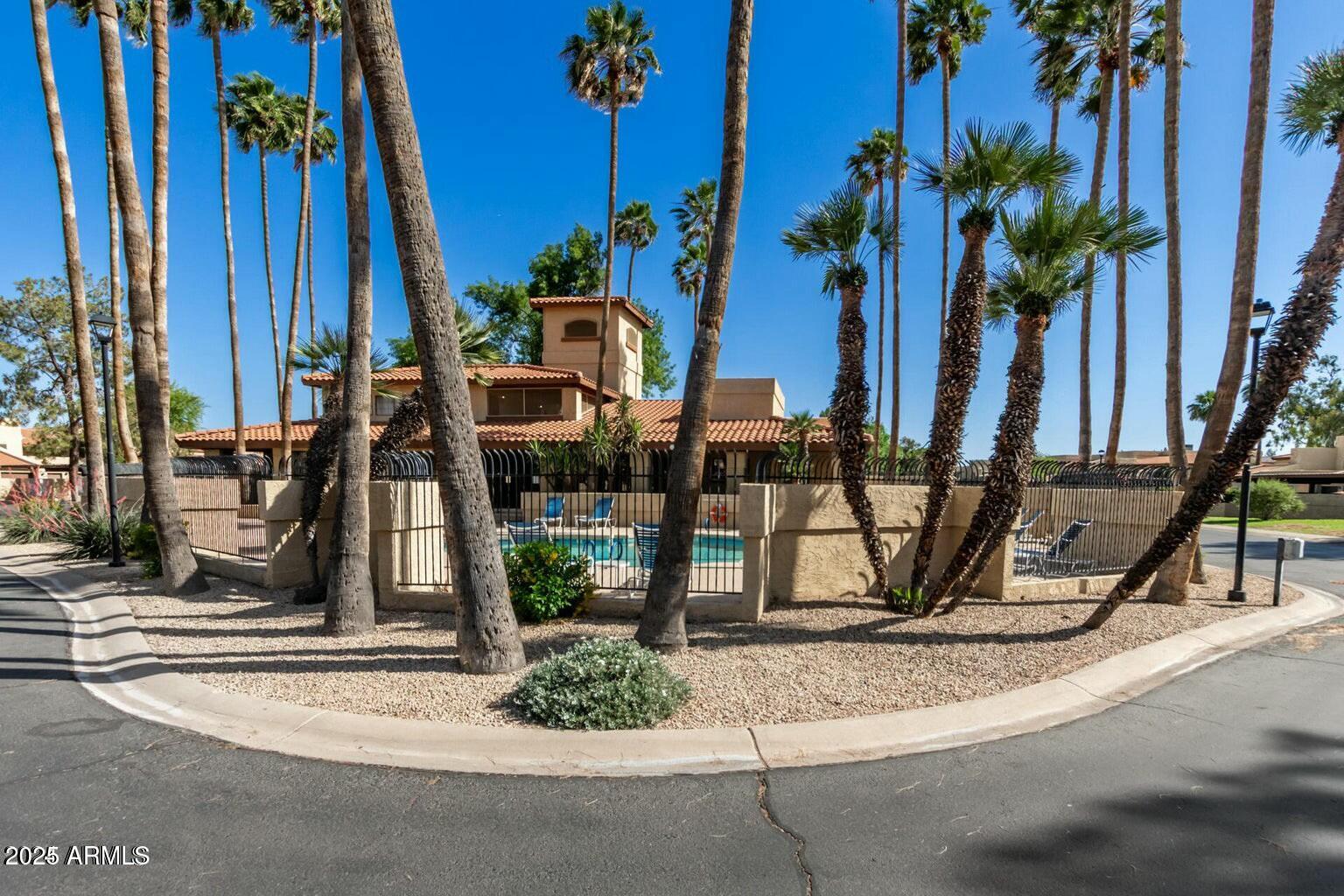 8344 N 21ST Drive # I105
