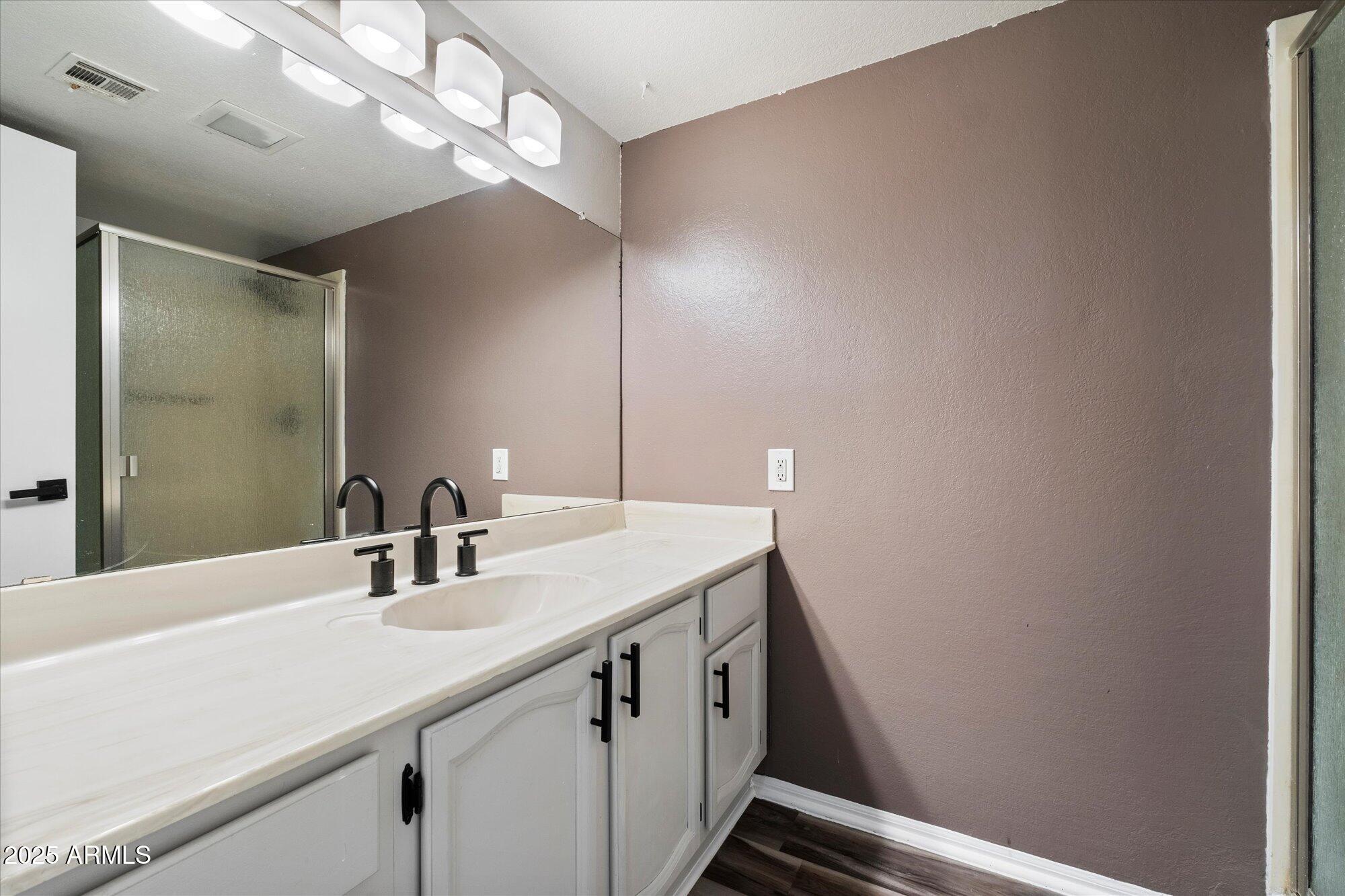 8344 N 21ST Drive # I105