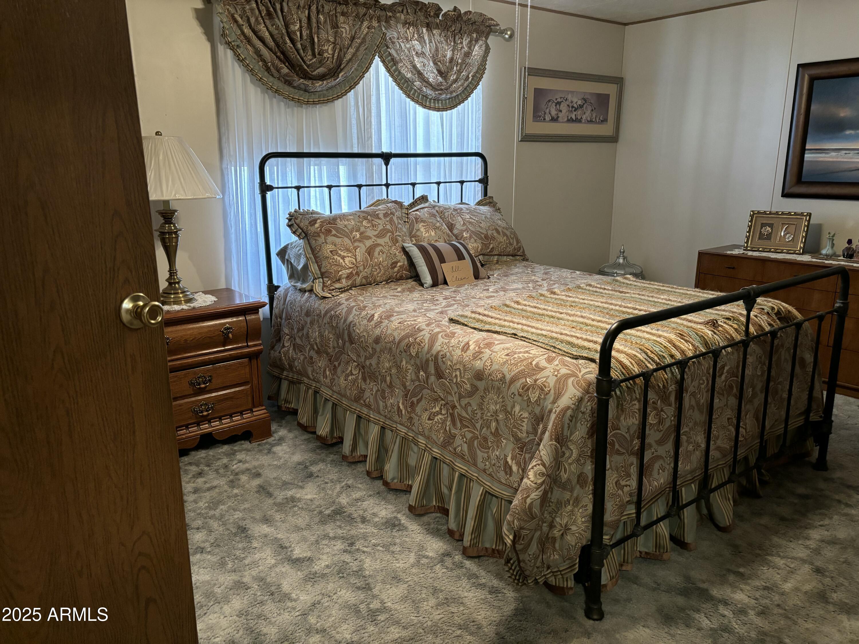 53 N MOUNTAIN Road, 53