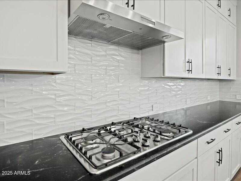 3875 E APPALOOSA Road