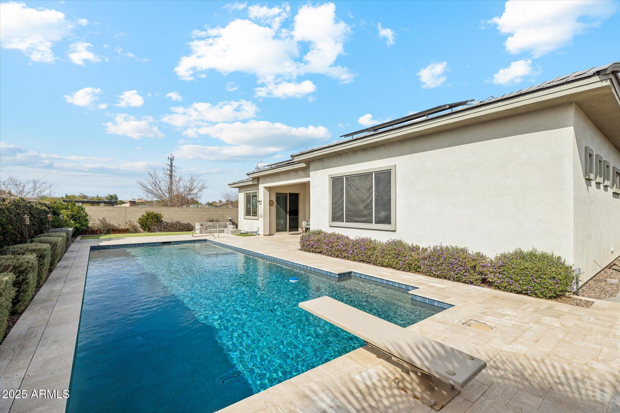 2081 E AQUARIUS Place