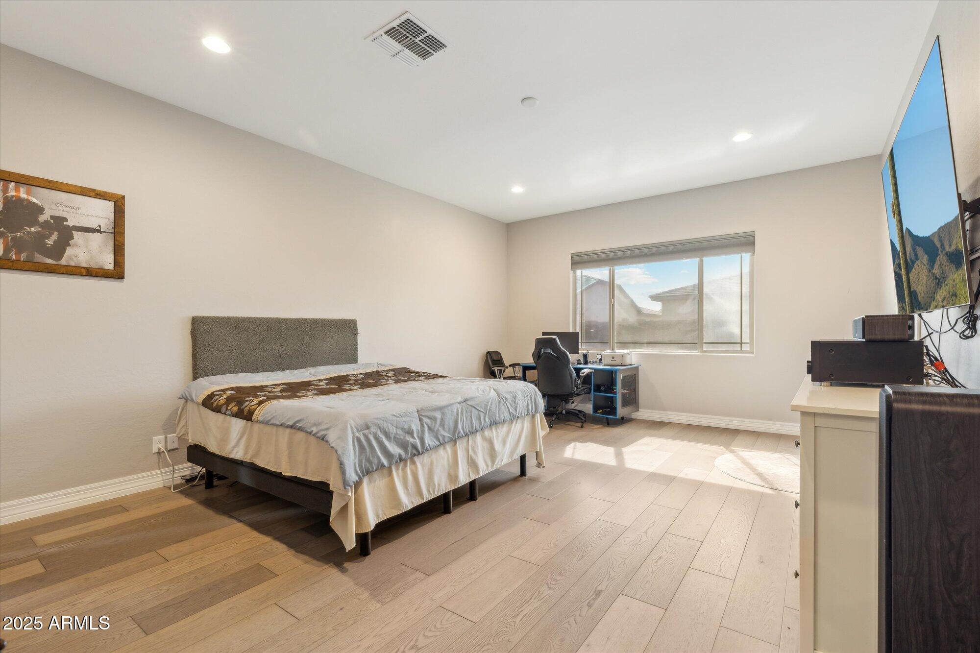 2081 E AQUARIUS Place
