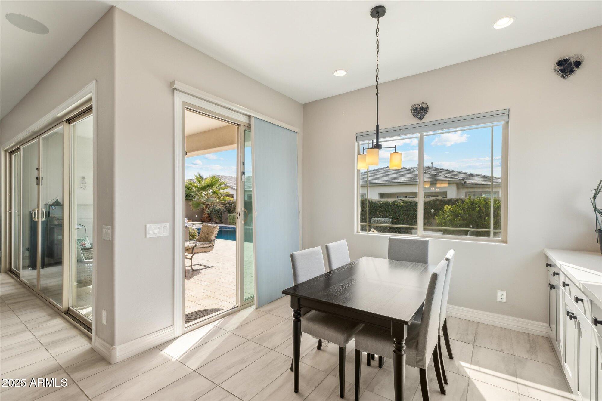 2081 E AQUARIUS Place