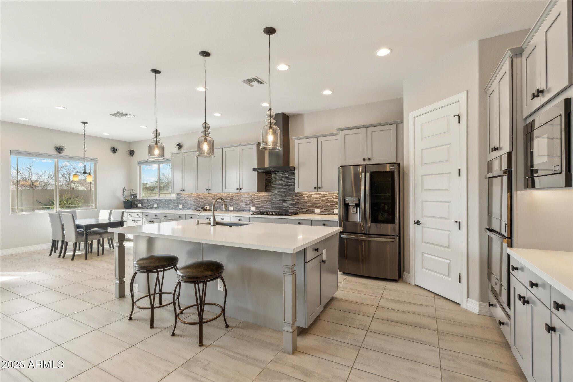 2081 E AQUARIUS Place