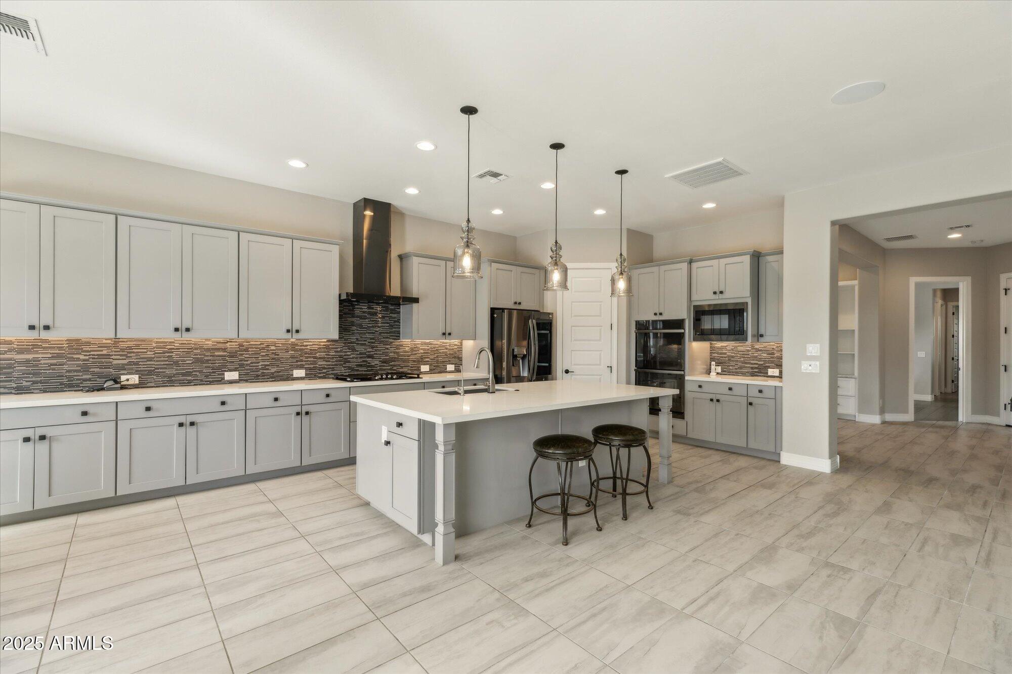 2081 E AQUARIUS Place