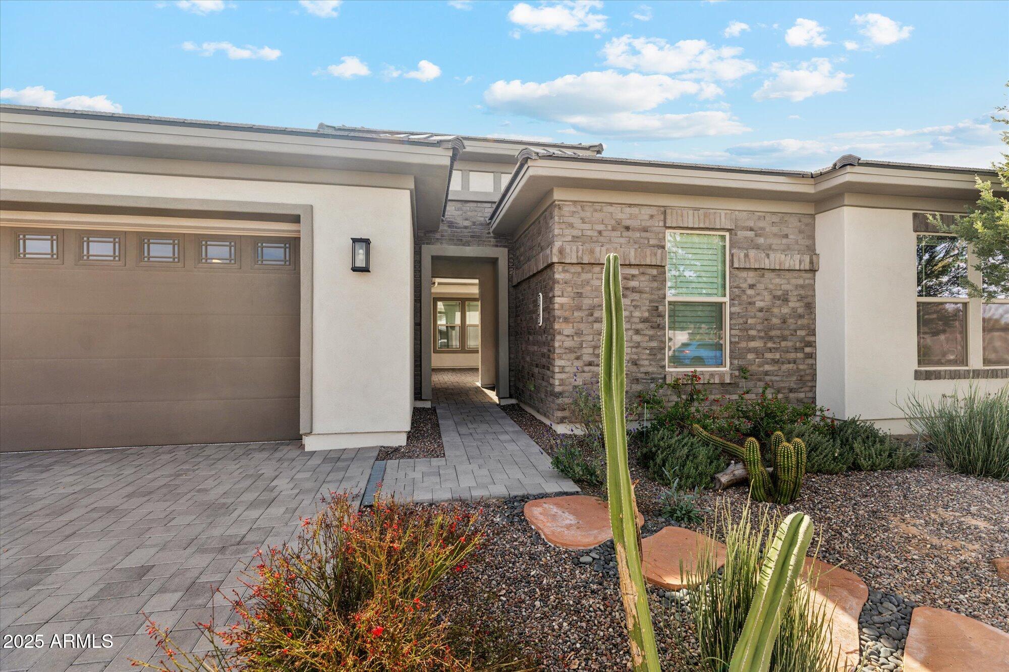 2081 E AQUARIUS Place