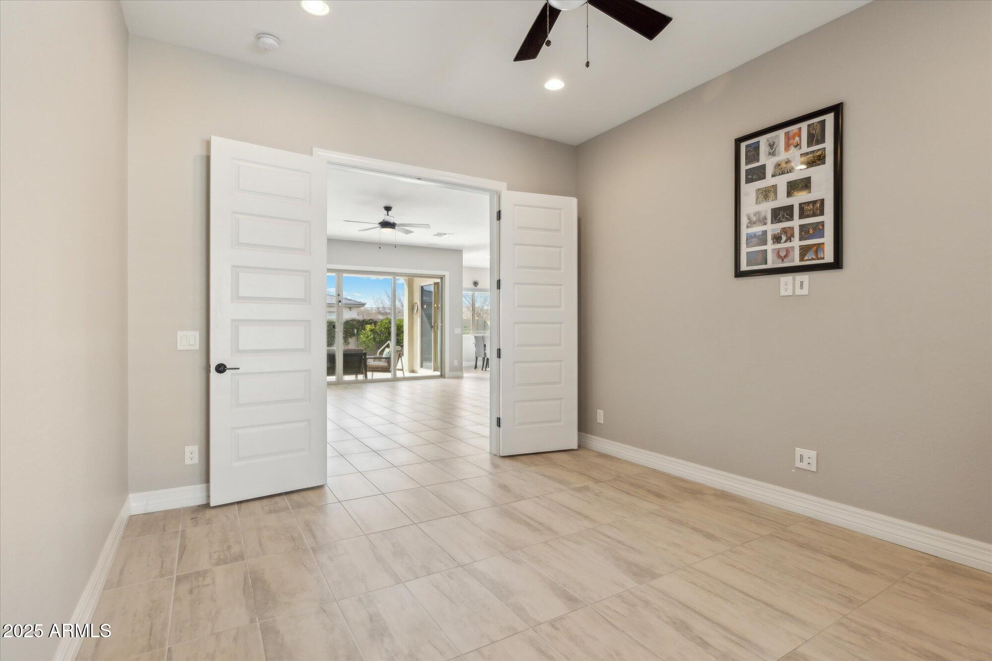 2081 E AQUARIUS Place