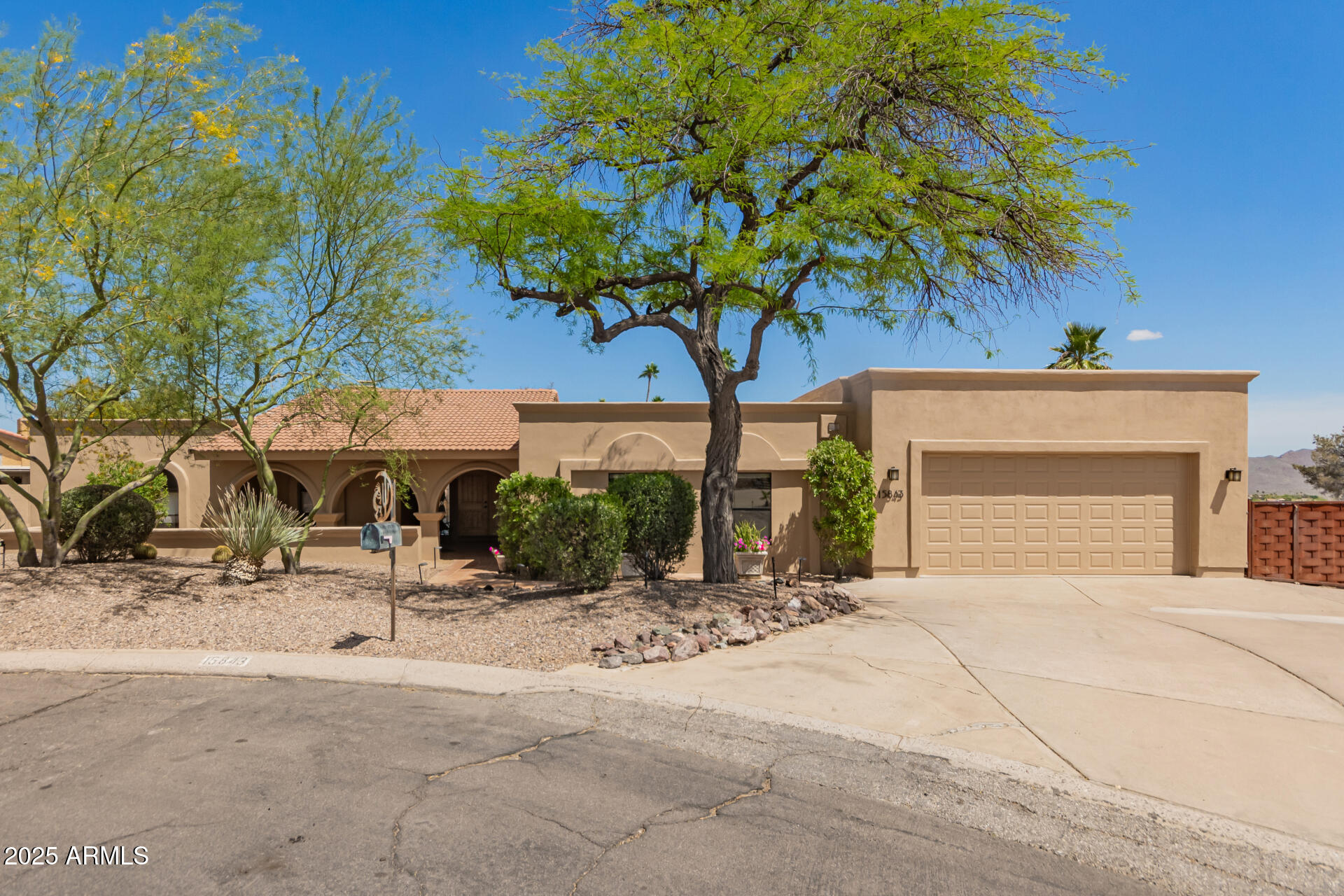 15843 E MUSTANG Drive