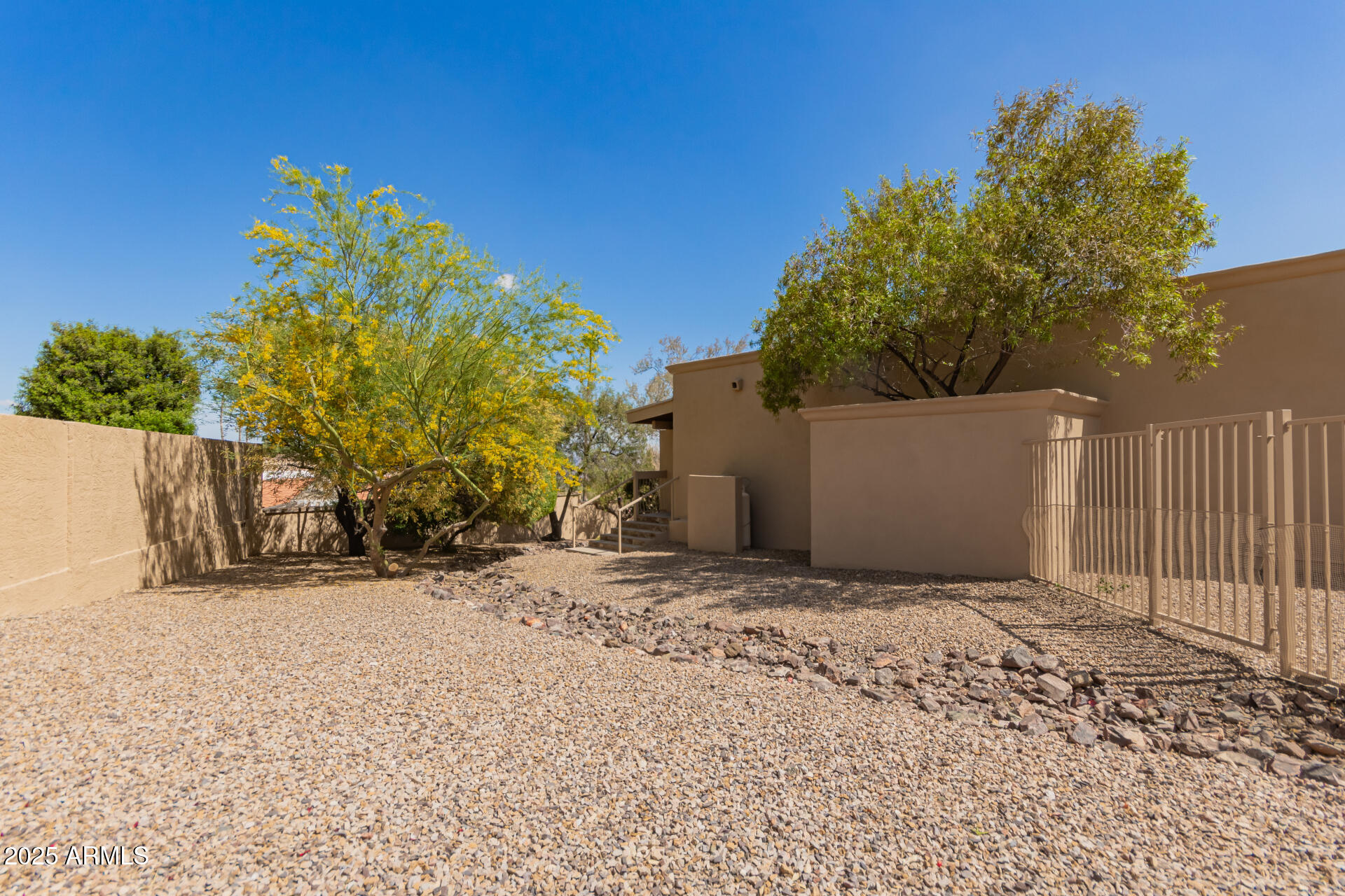 15843 E MUSTANG Drive