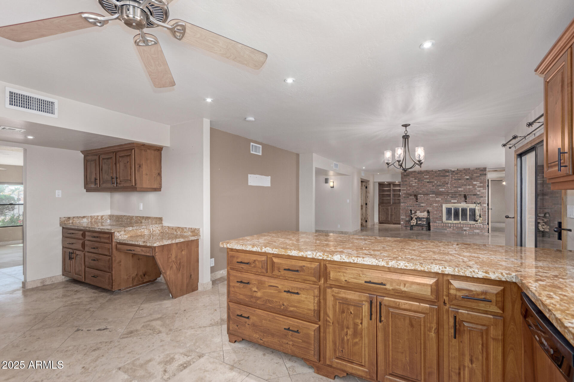 15843 E MUSTANG Drive