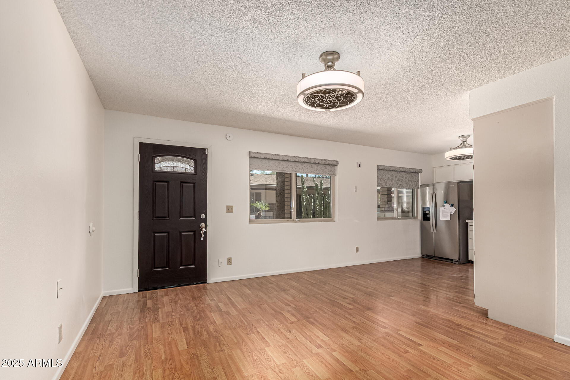 2442 E UNIVERSITY Drive, 6