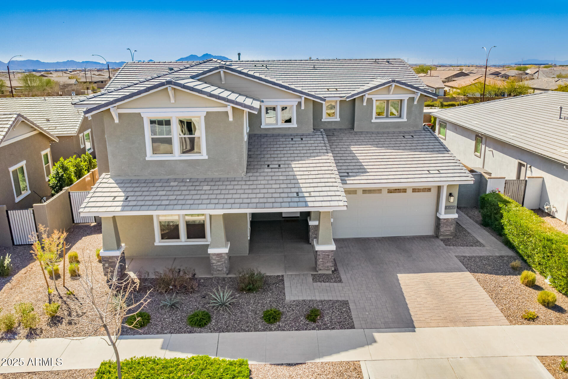 10635 E TESLA Avenue