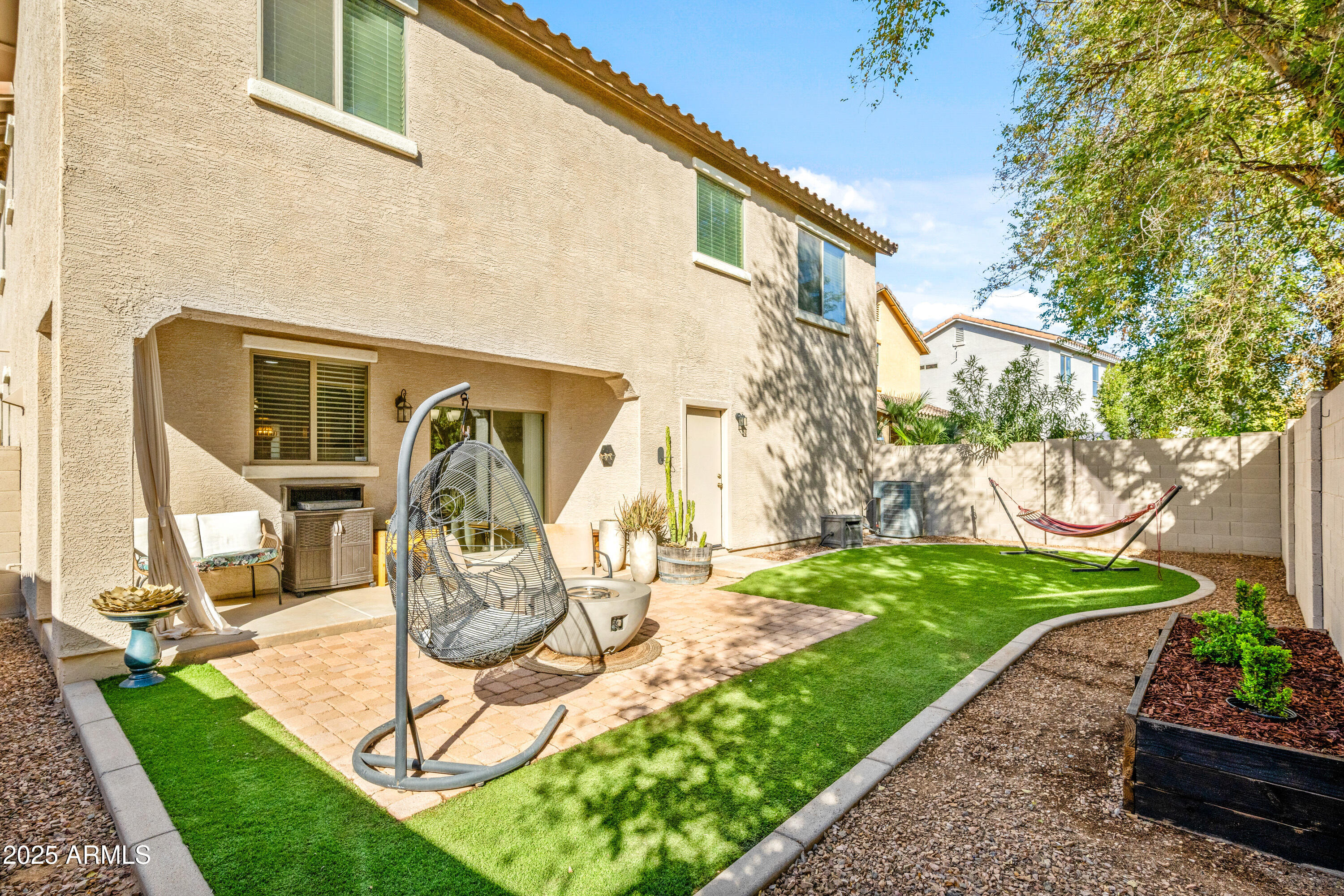 3753 E SEBASTIAN Lane