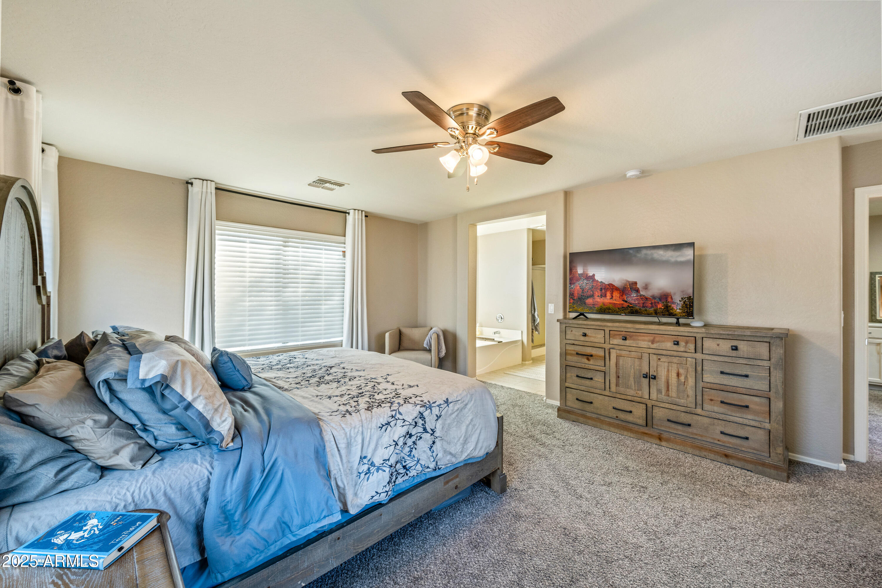3753 E SEBASTIAN Lane
