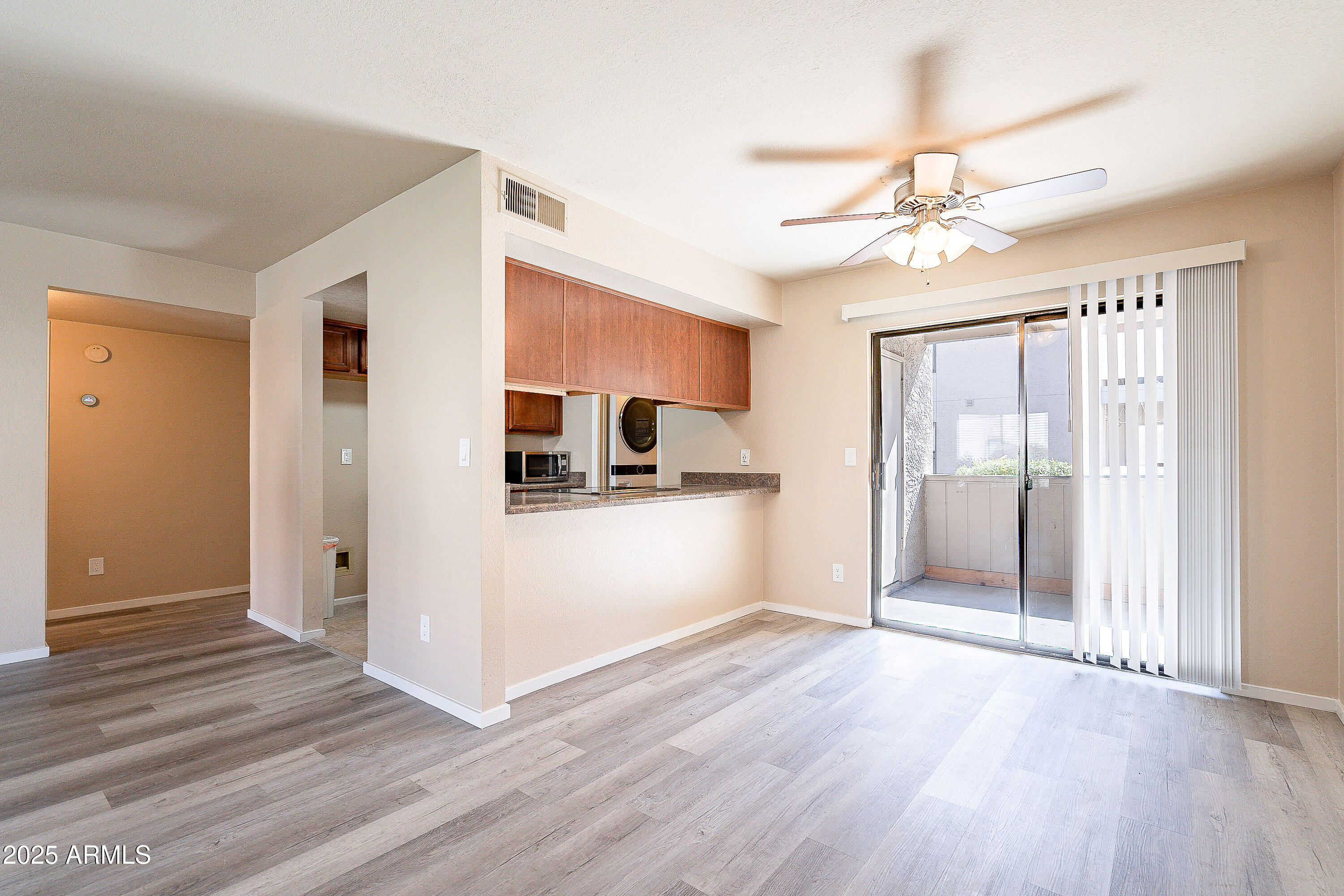 1402 E GUADALUPE Road, 110
