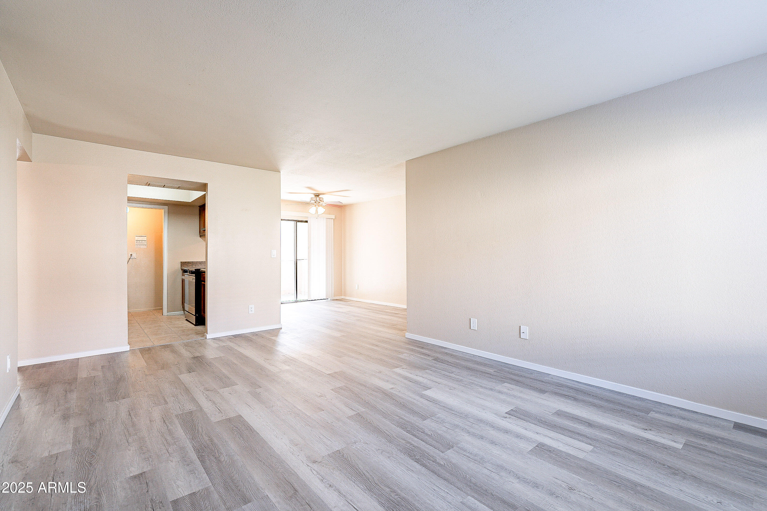 1402 E GUADALUPE Road, 110