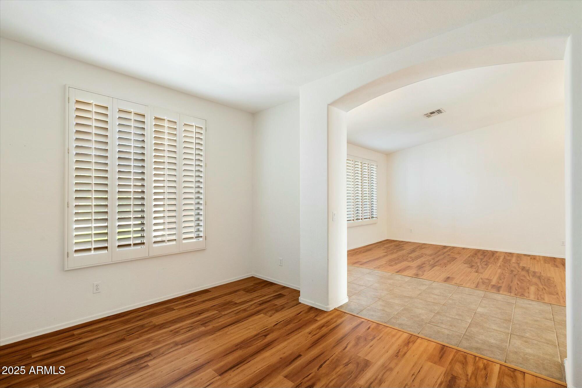 3410 E PAGEANT Place