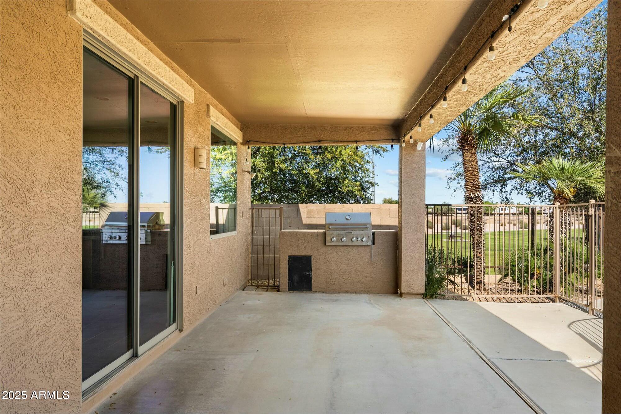 3410 E PAGEANT Place