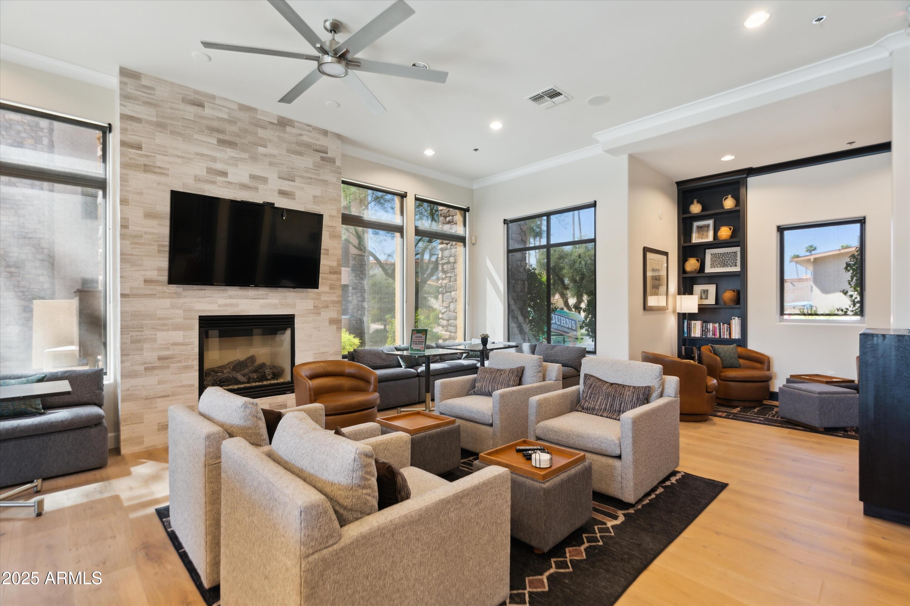 4805 N WOODMERE FAIRWAY, 2006