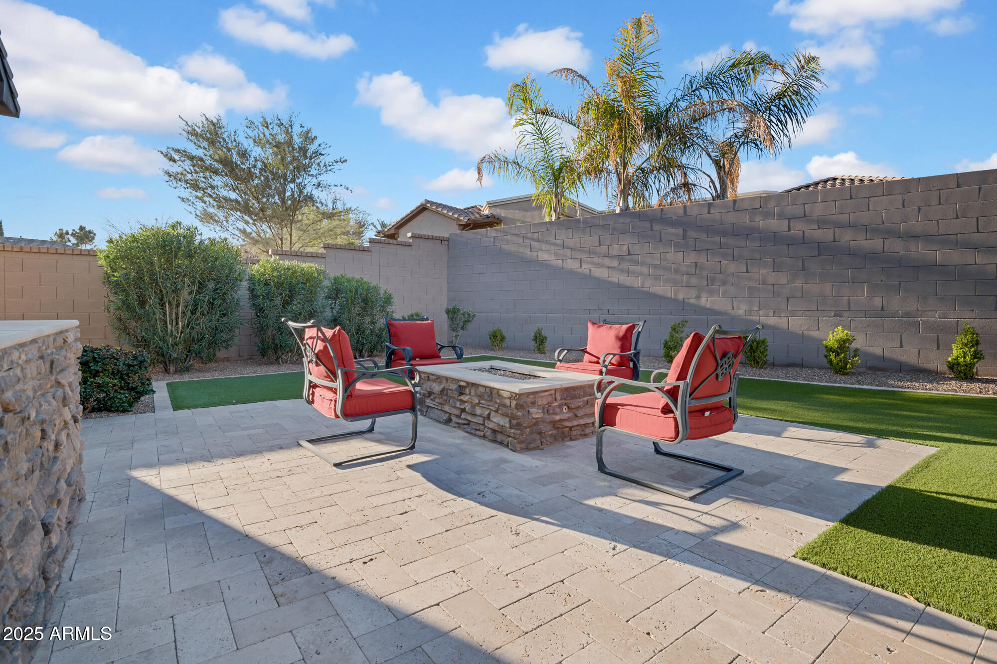 346 W ALAMOSA Drive