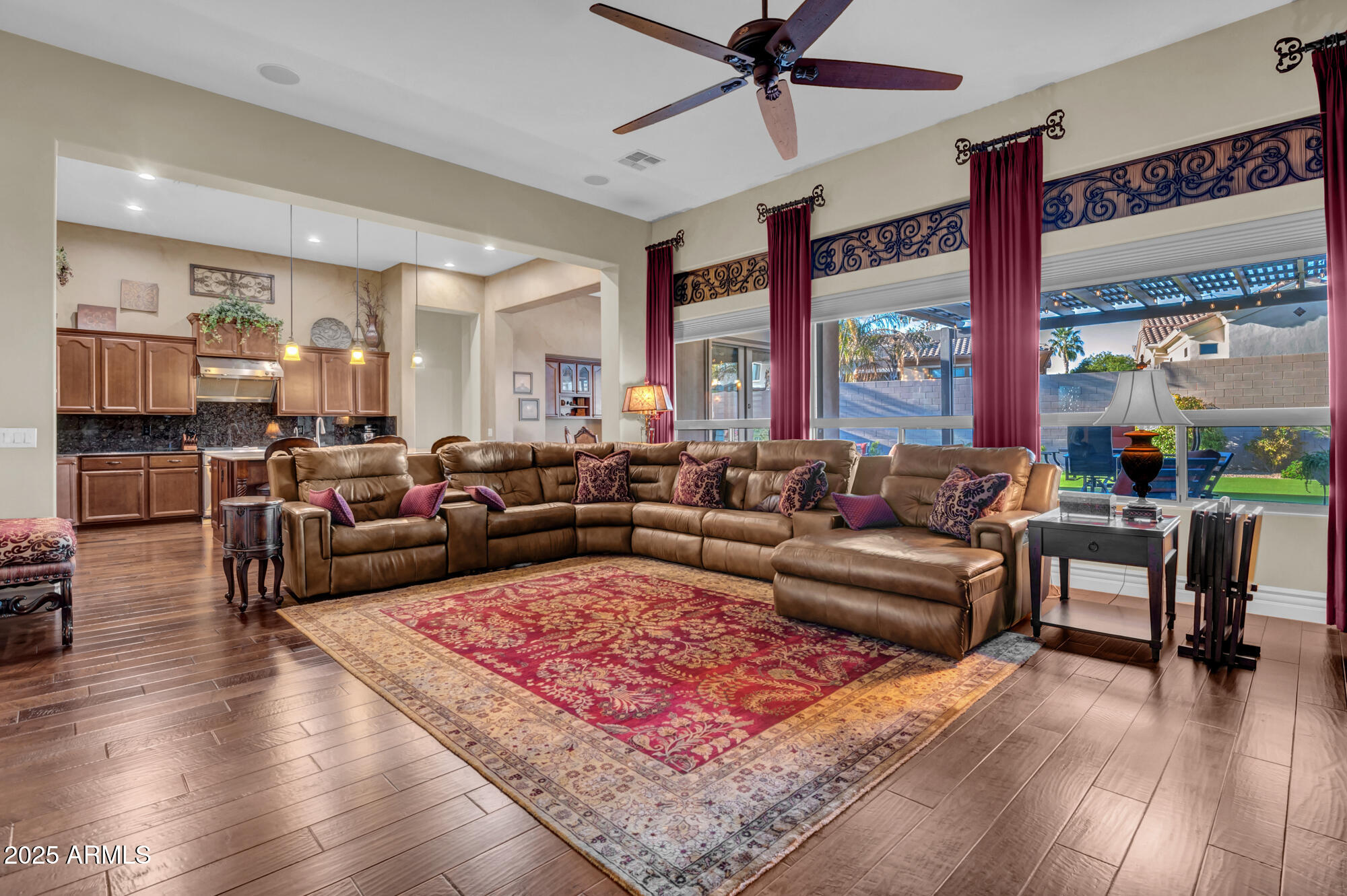 346 W ALAMOSA Drive