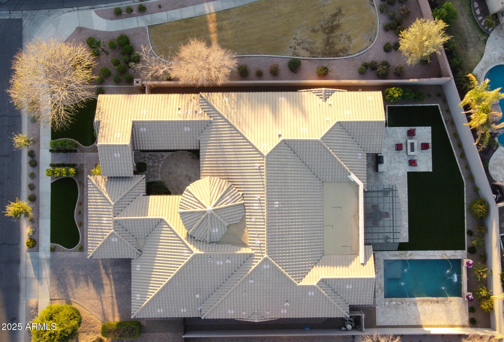 346 W ALAMOSA Drive