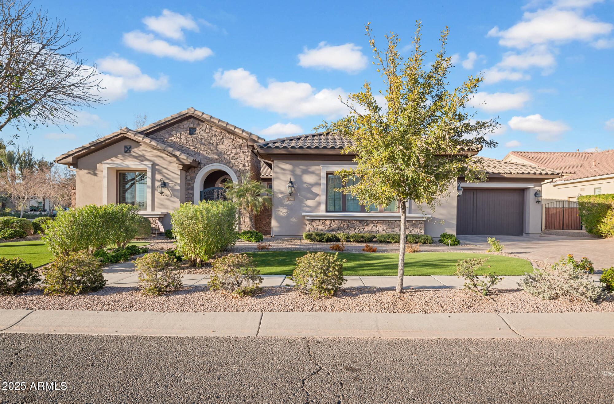 346 W ALAMOSA Drive