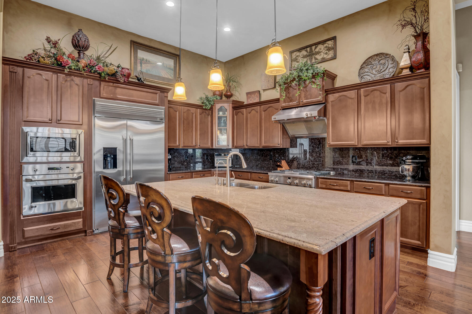 346 W ALAMOSA Drive
