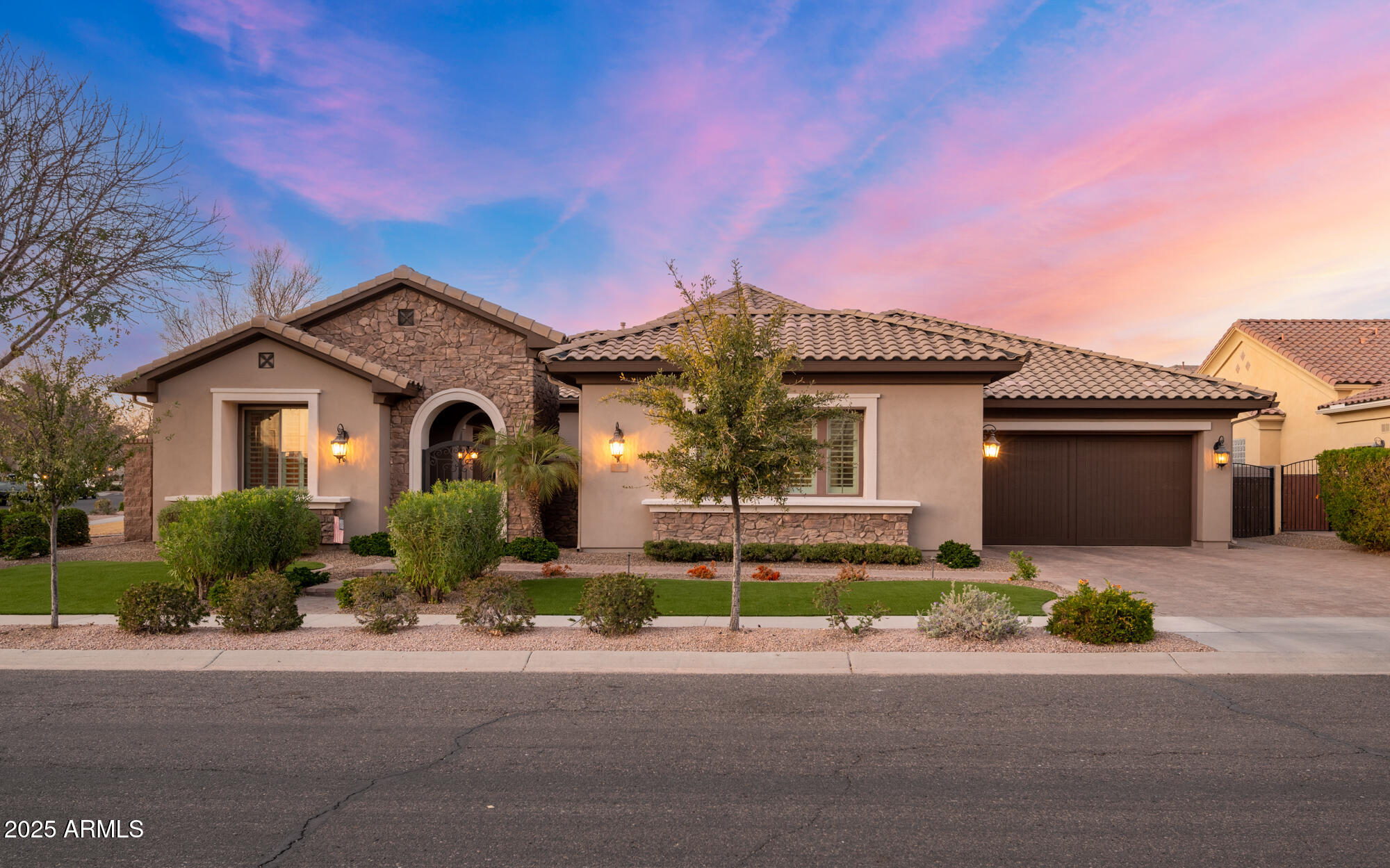 346 W ALAMOSA Drive