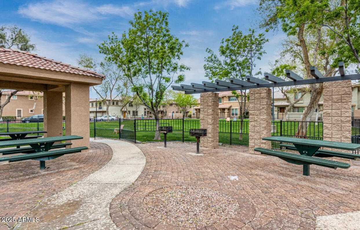 1225 N 36TH Street, 2091