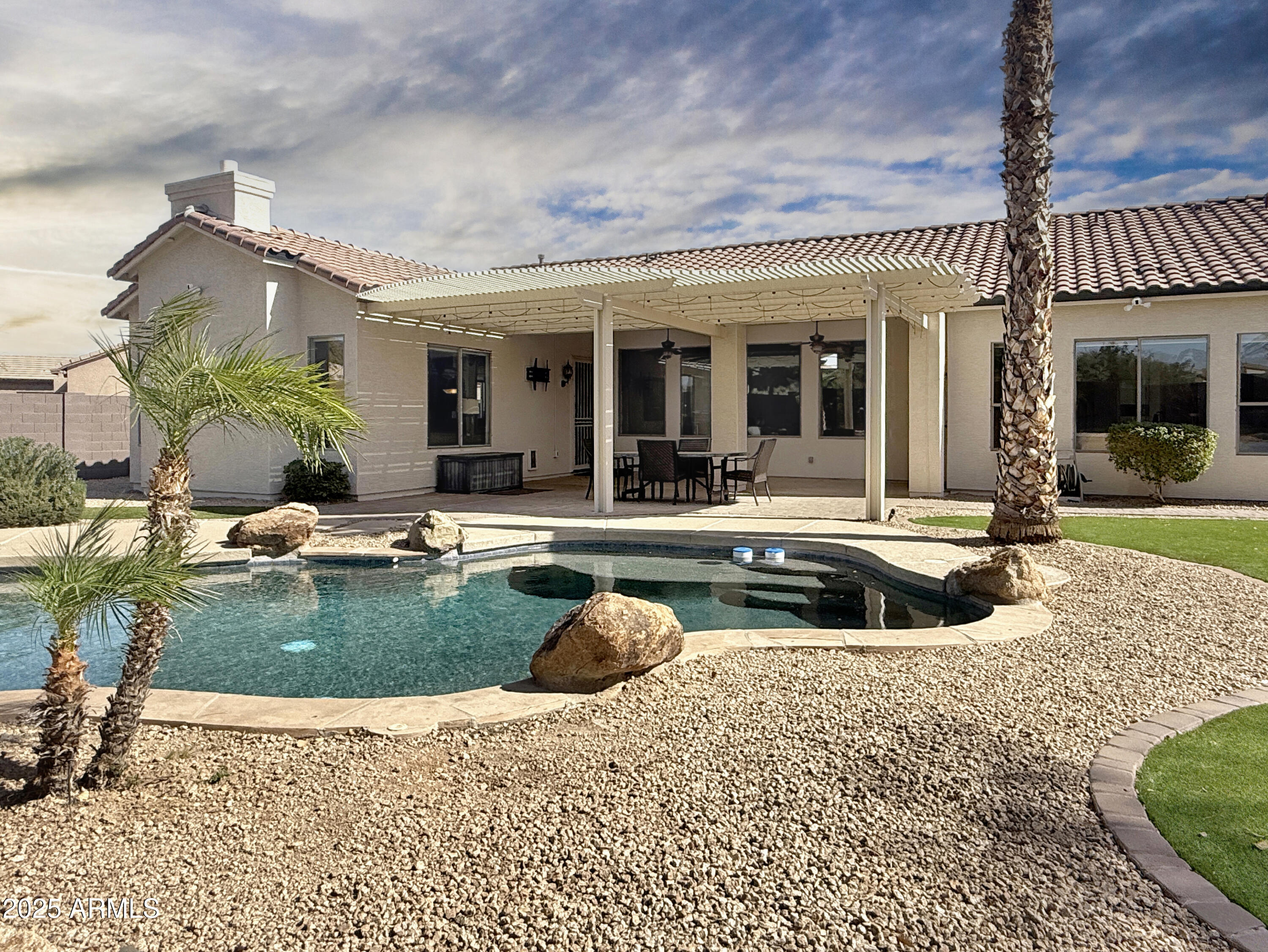 4648 W VILLA LINDA Drive