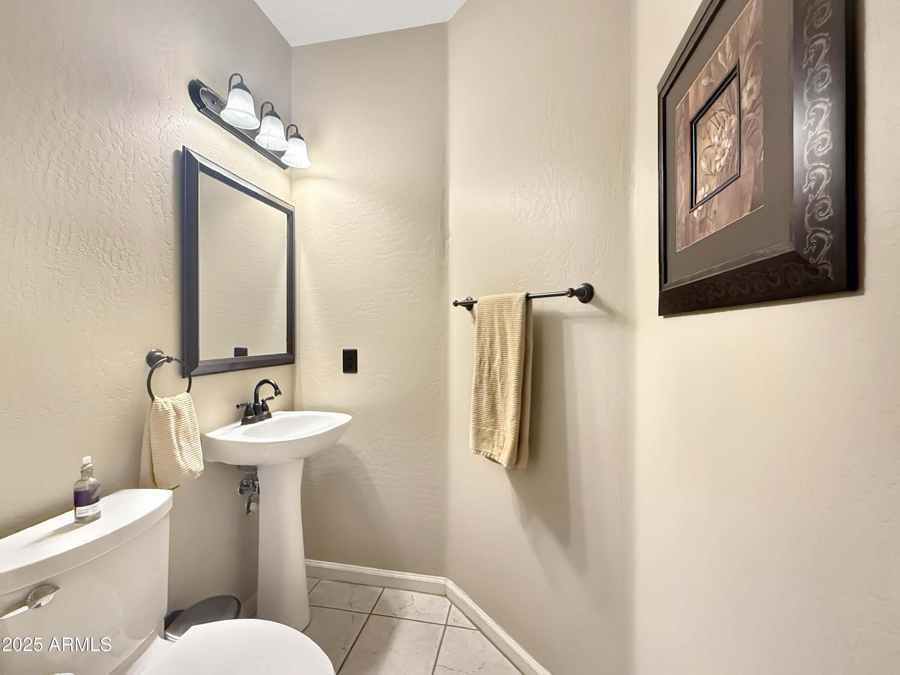 4648 W VILLA LINDA Drive