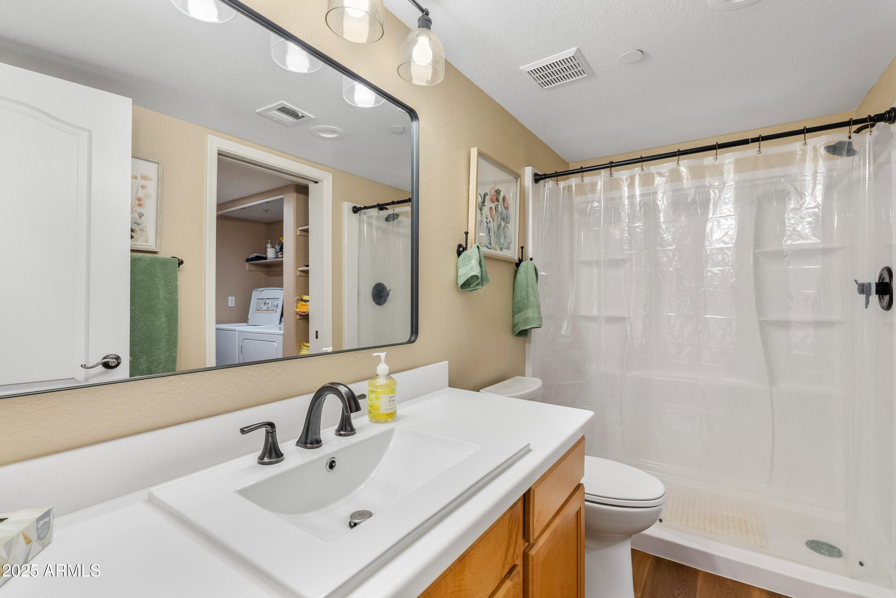 1351 N PLEASANT Drive, 1045