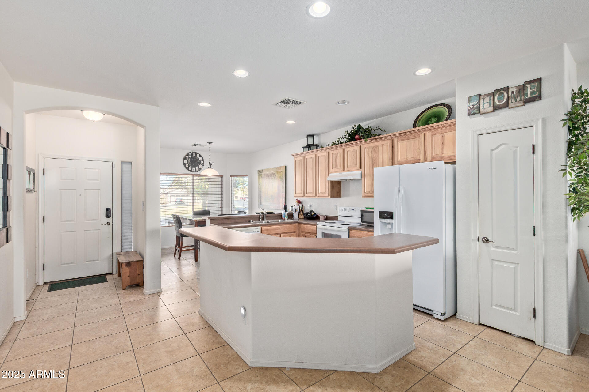 44241 W DESERT PLANT Trail