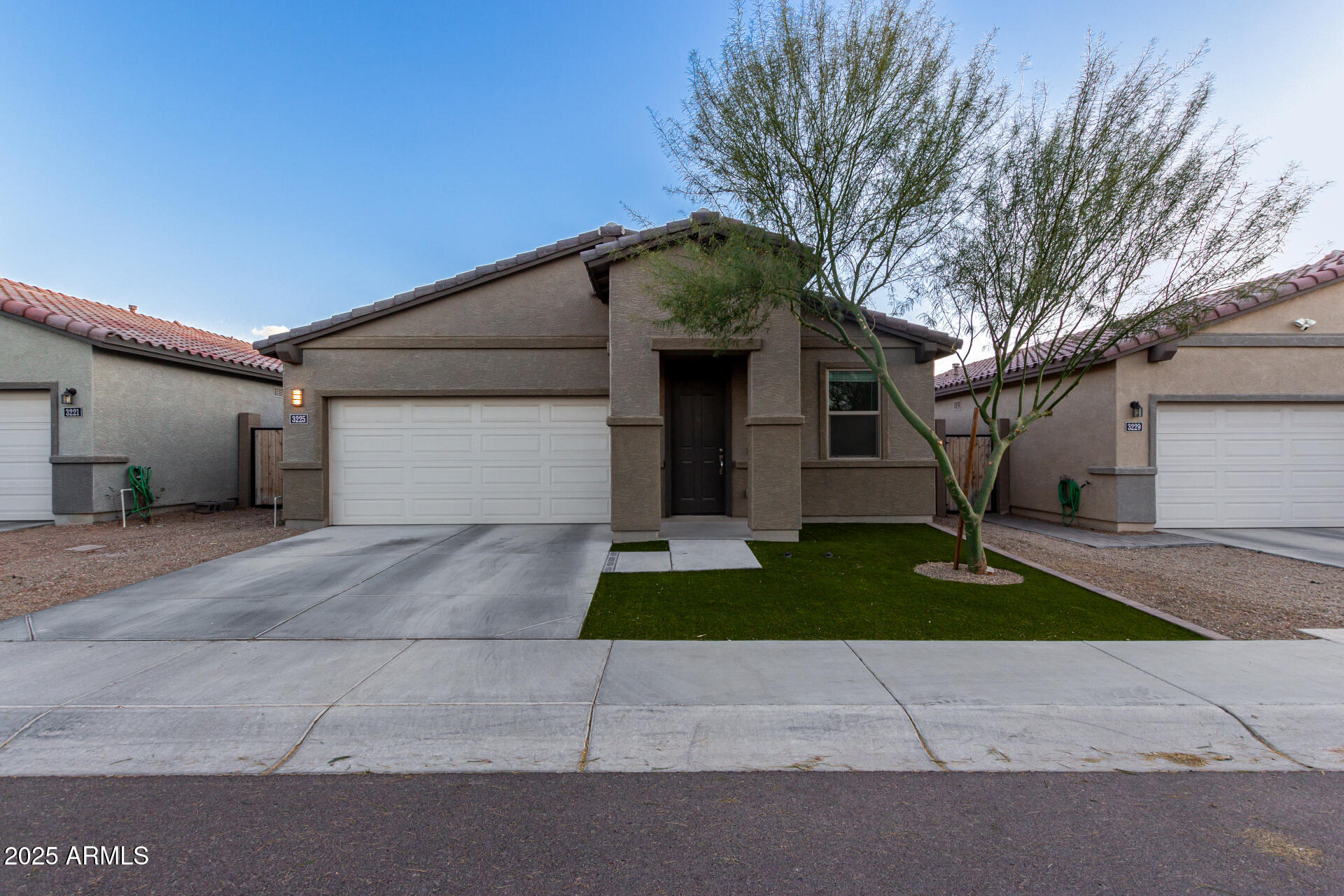 3225 W FREMONT Road