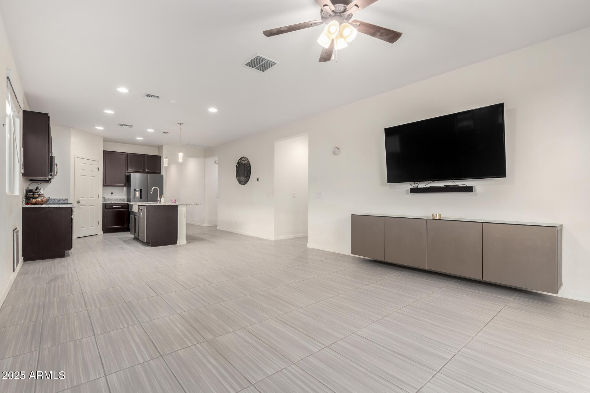 3225 W FREMONT Road