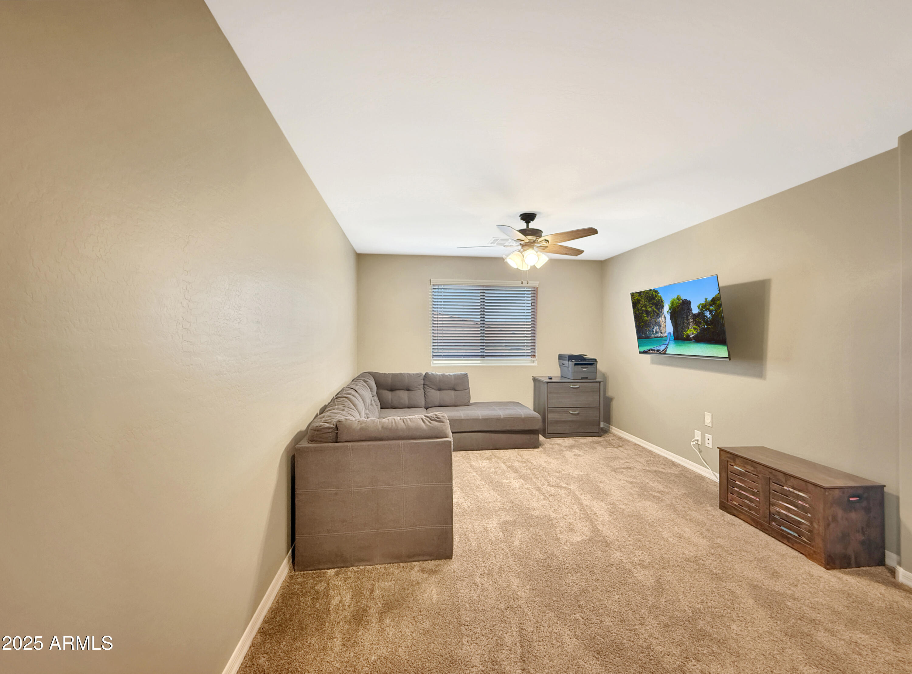 18902 W CLINTON Street