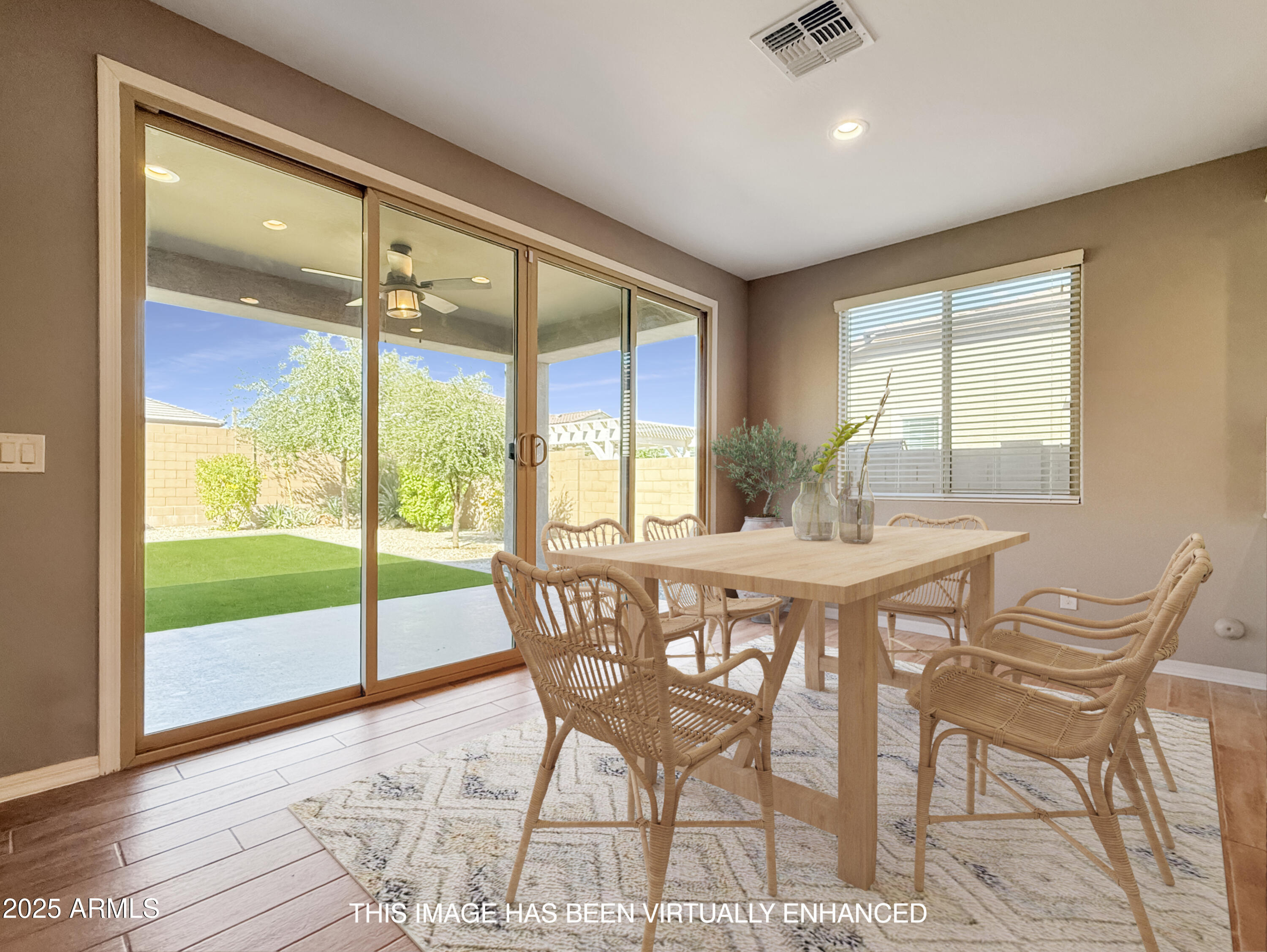 18902 W CLINTON Street