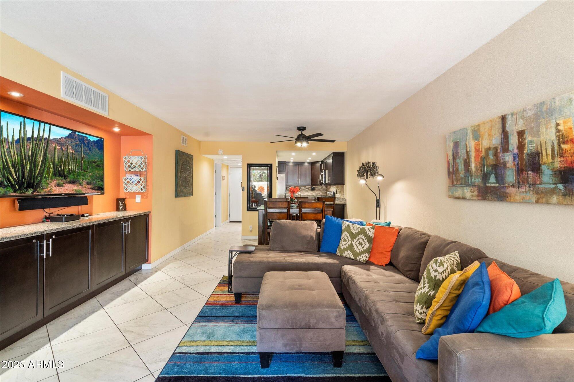 7625 E CAMELBACK Road, A118