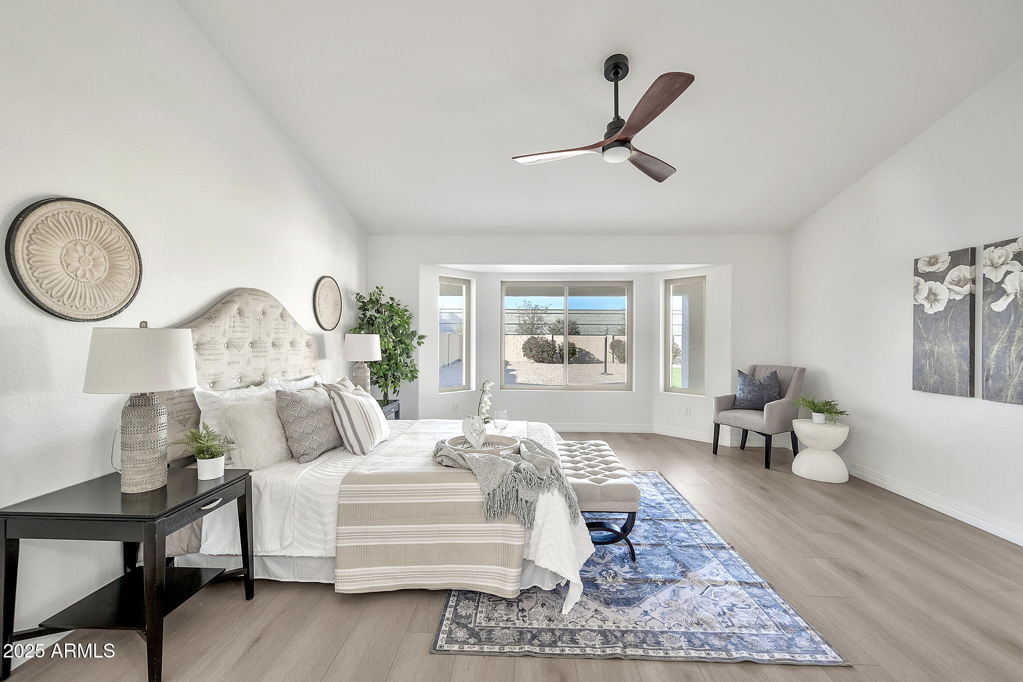 9138 E EMERALD Drive
