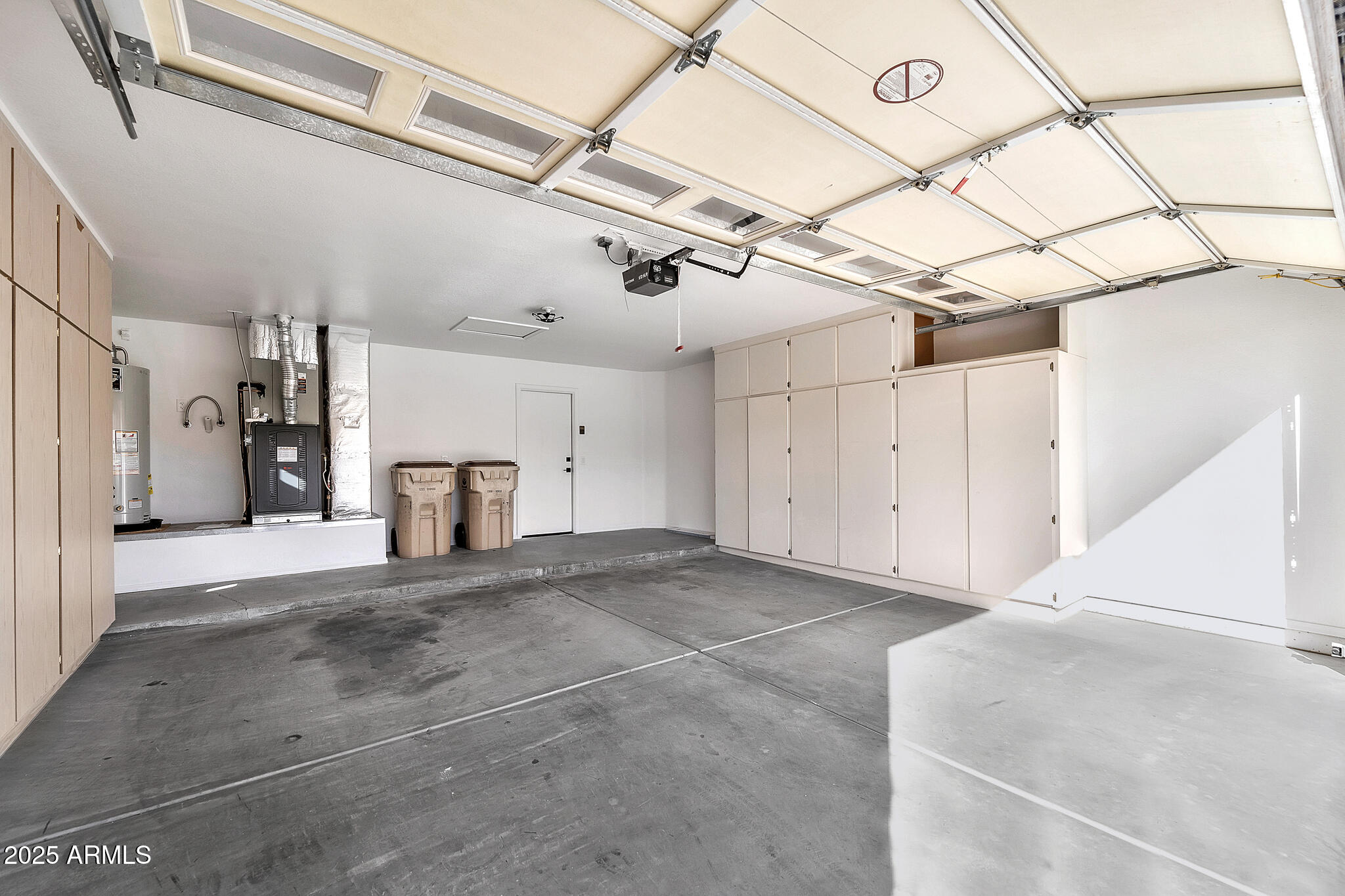 9138 E EMERALD Drive