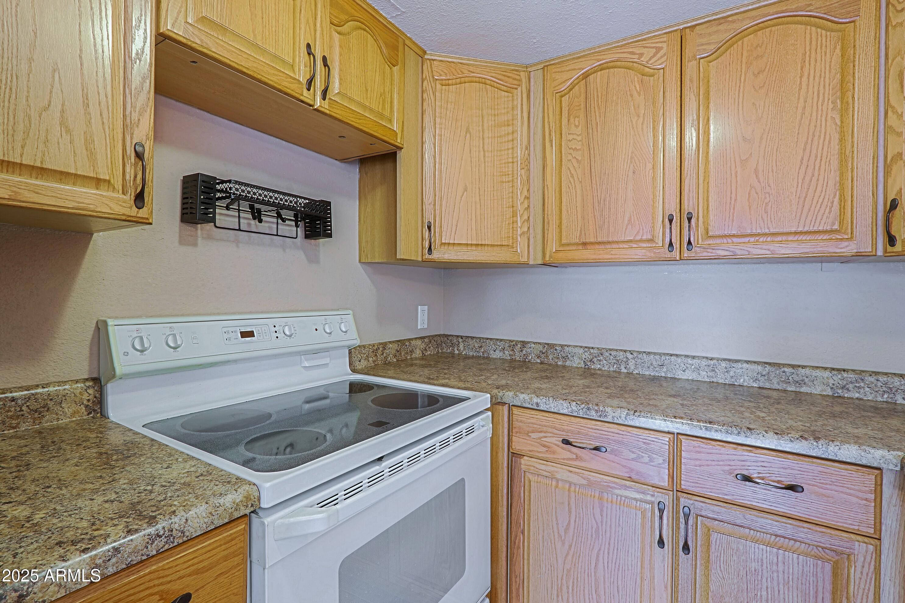 17056 E CALLE DEL ORO Drive, B