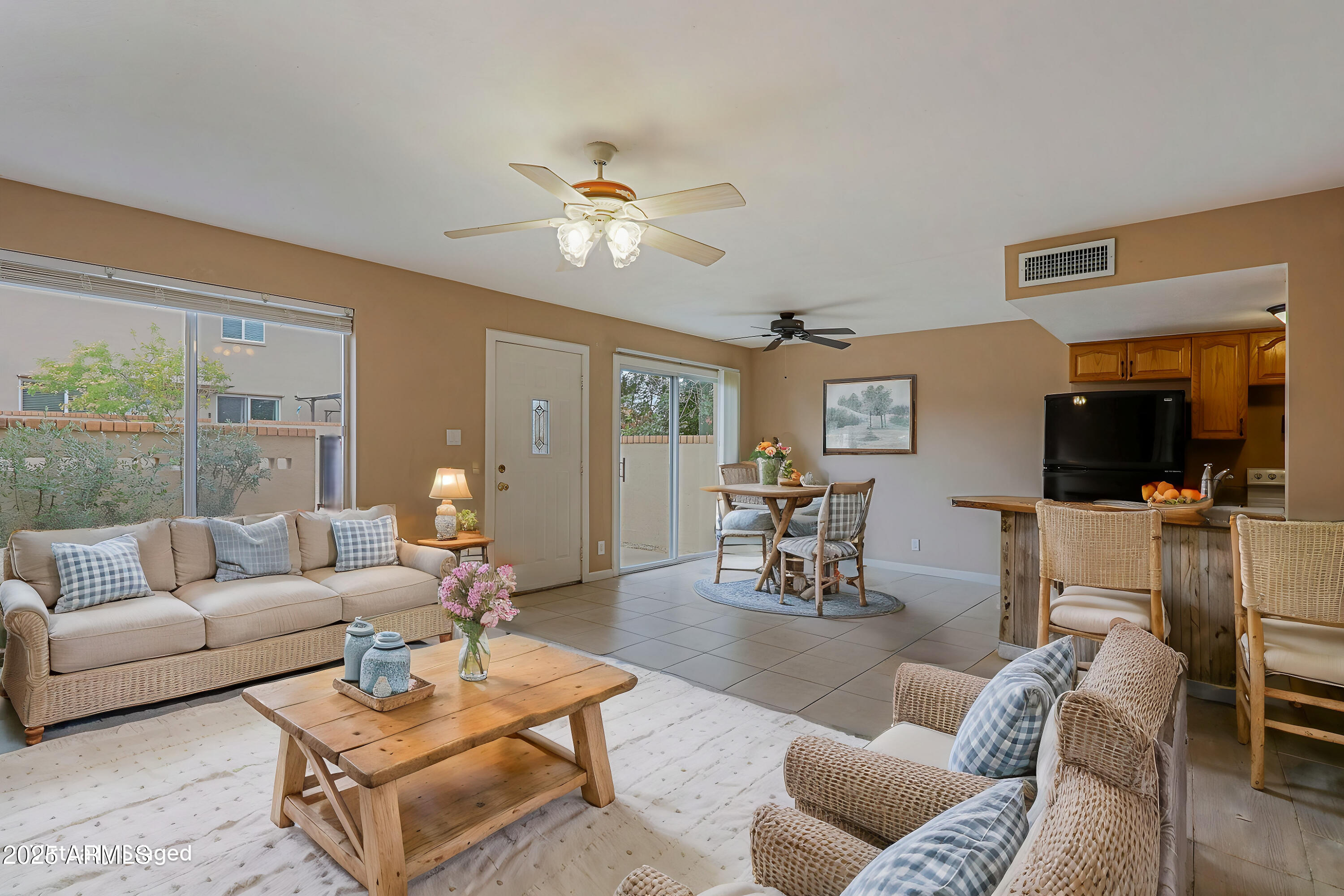 17056 E CALLE DEL ORO Drive, B
