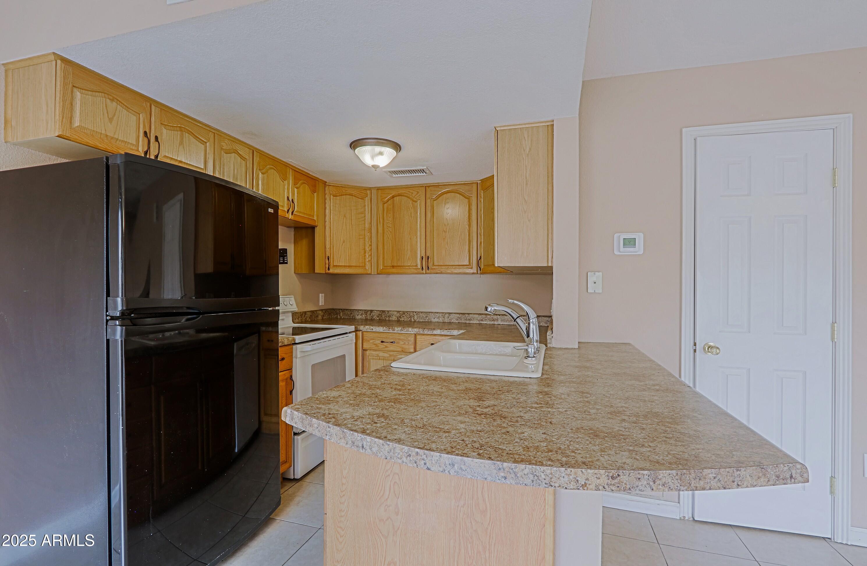 17056 E CALLE DEL ORO Drive, B