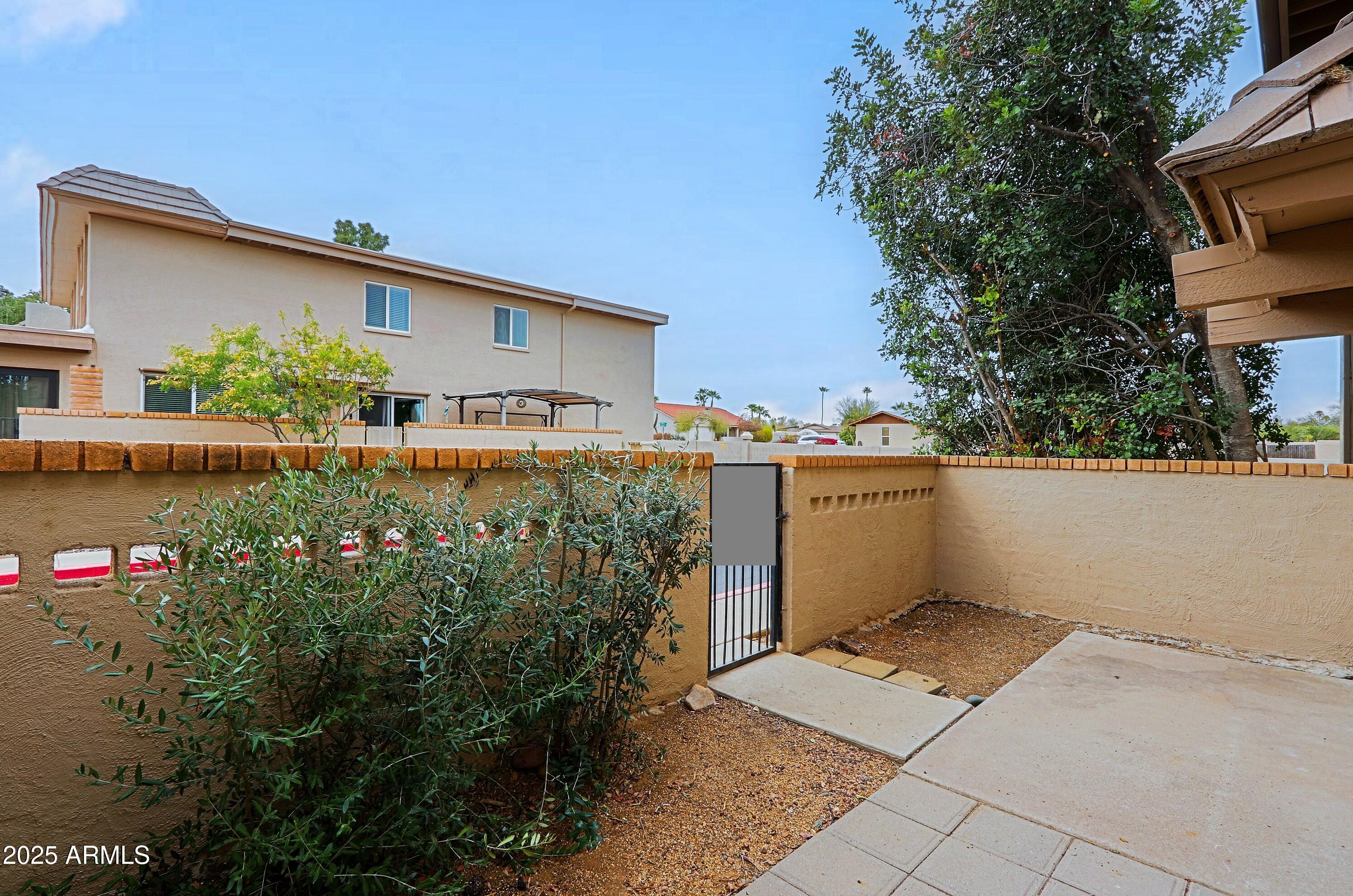 17056 E CALLE DEL ORO Drive, B