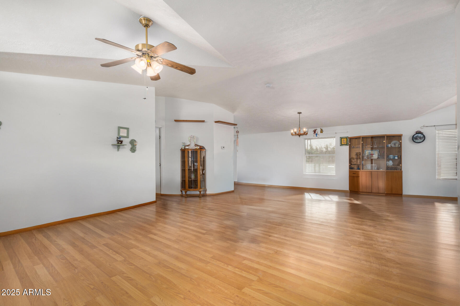 516 N PINYON Drive
