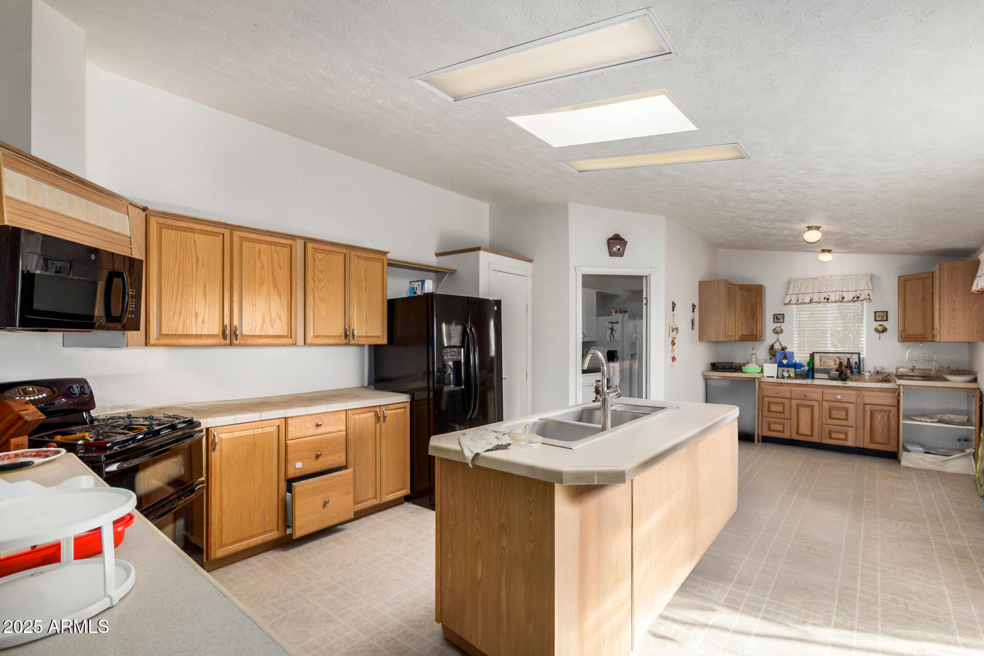 516 N PINYON Drive