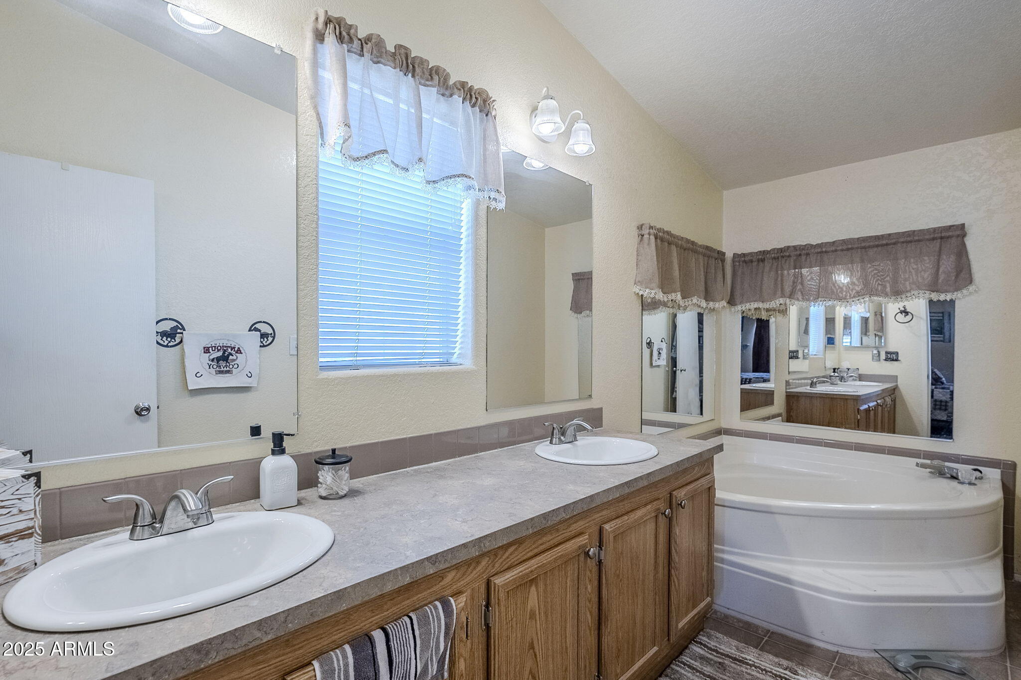 16101 N EL MIRAGE Road Unit: 354